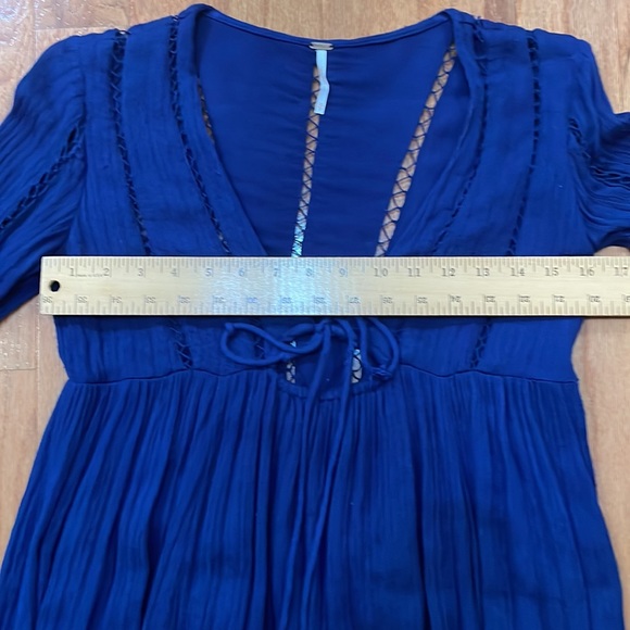 Free People Blue Gauze Ruffles size XS Bohemian Hippy Cut outs - Picture 4 of 12